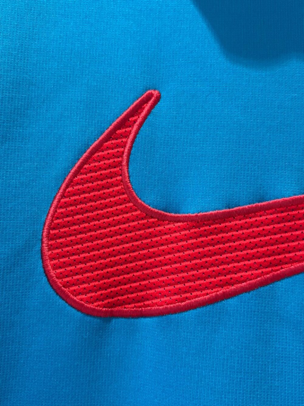 Nike Men's Dri-FIT Therma Fleece Training Hoodie size Medium Applique Swoosh - Picture 3 of 9